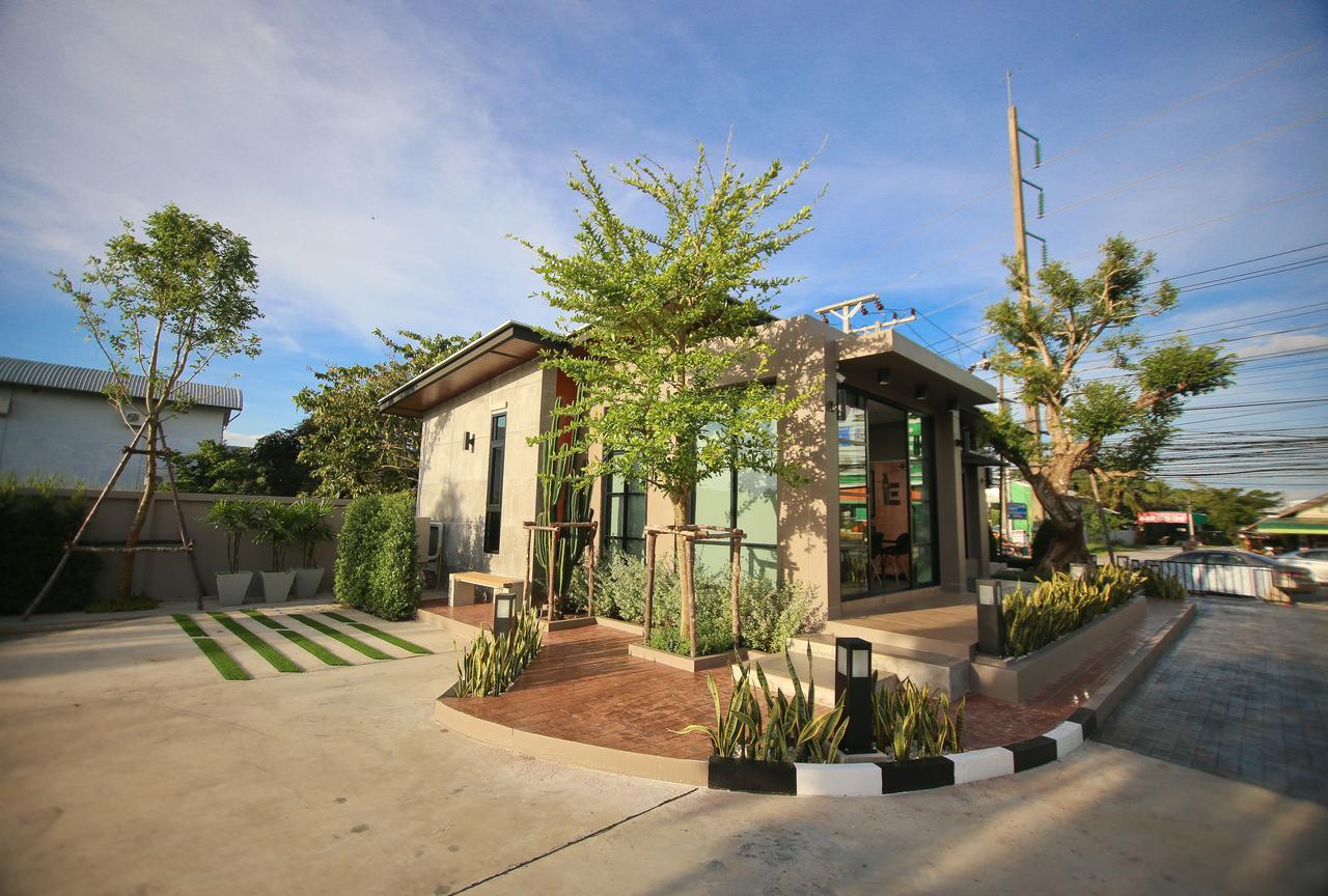 Bunprasop Garden Hotel Nakhon Si Thammarat Buitenkant foto